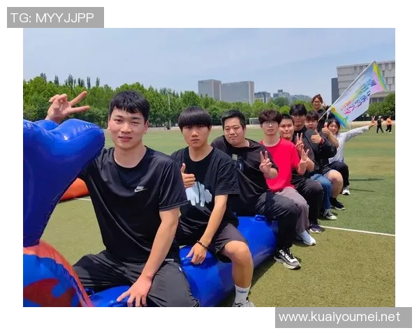 足球运动带来的身心健康提升与团队合作能力的培养